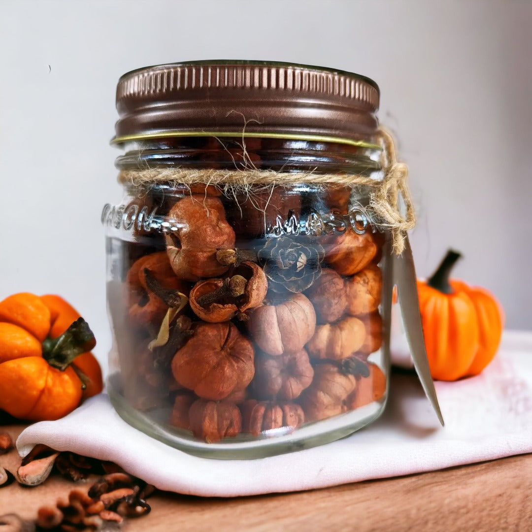 Leather Scented Decorative Potpourri